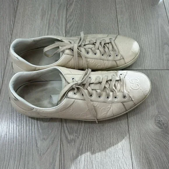Gucci Ace GG Embossed White Sneakers - Picture 3 of 11